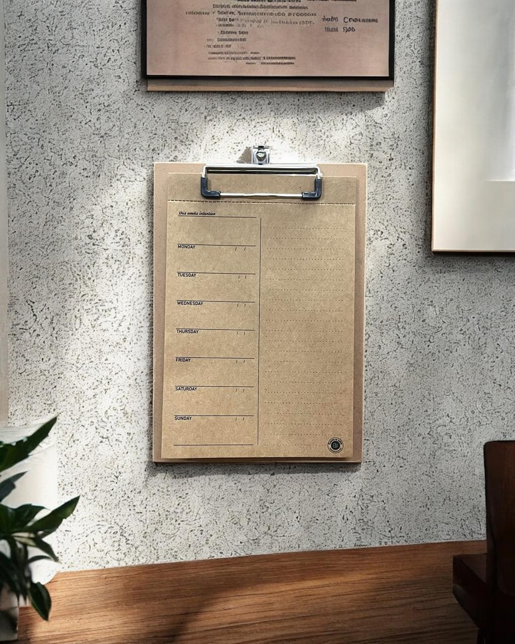KraftFlow Week Ahead – A5 Weekly Planner with Wooden Clipboard